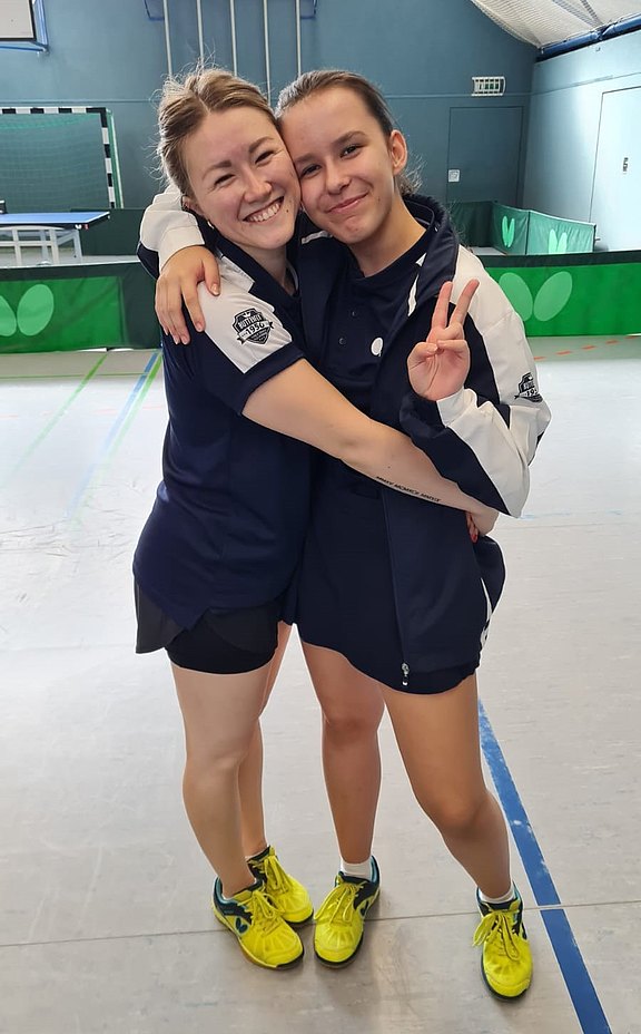 Blieben im Einzel und Doppel ungeschlagen: Kulbaken Salzmann und Leonie Strunz. Post-I-Sorgau-10-2022-Kulbaken-Salzman-Leonie-Strunz.jpg